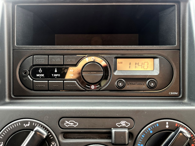 日産自動車 小型 アルミバン DBF-VM20(96080) 22枚目