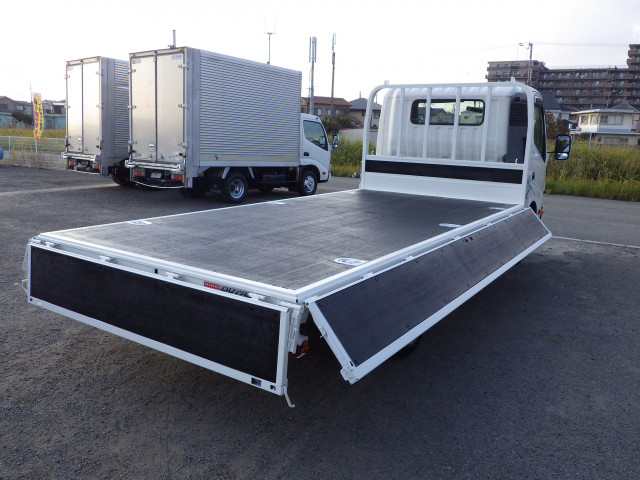 日野 デュトロ 小型 平ボディ 2RG-XZU710M(96079) 29枚目