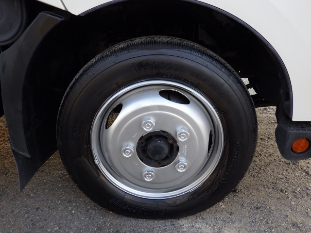 日野 デュトロ 小型 平ボディ 2RG-XZU710M(96079) 32枚目