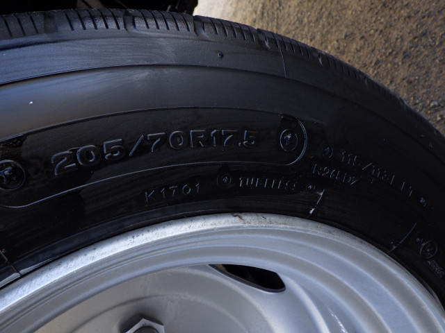 日野 デュトロ 小型 平ボディ 2RG-XZU710M(96079) 35枚目