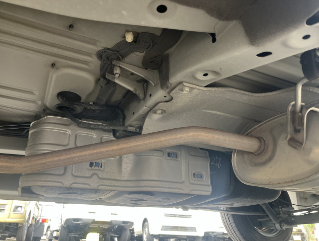 日産自動車 小型 アルミバン DBF-VM20(96080) 34枚目