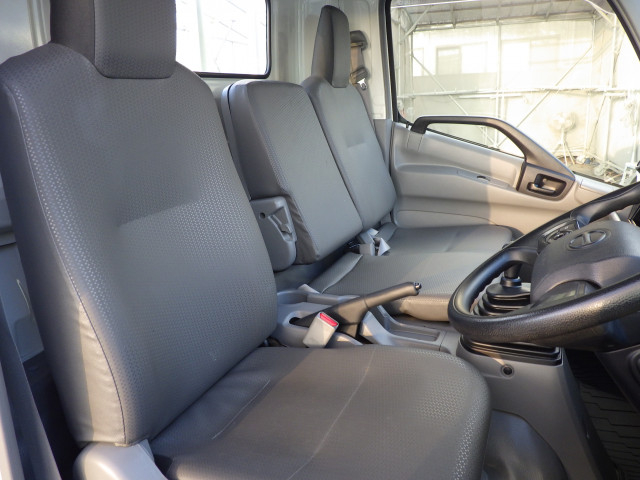 日野 デュトロ 小型 平ボディ 2RG-XZU710M(96083) 7枚目