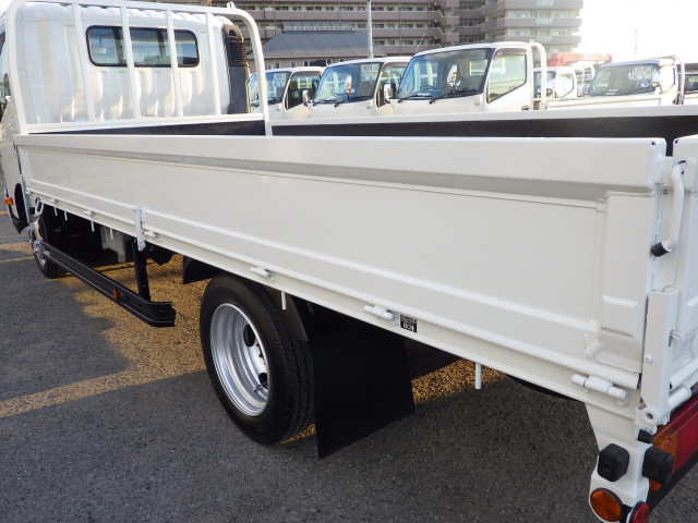 日野 デュトロ 小型 平ボディ 2RG-XZU710M(96083) 24枚目