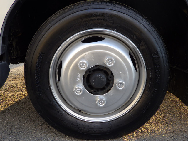 日野 デュトロ 小型 平ボディ 2RG-XZU710M(96083) 29枚目