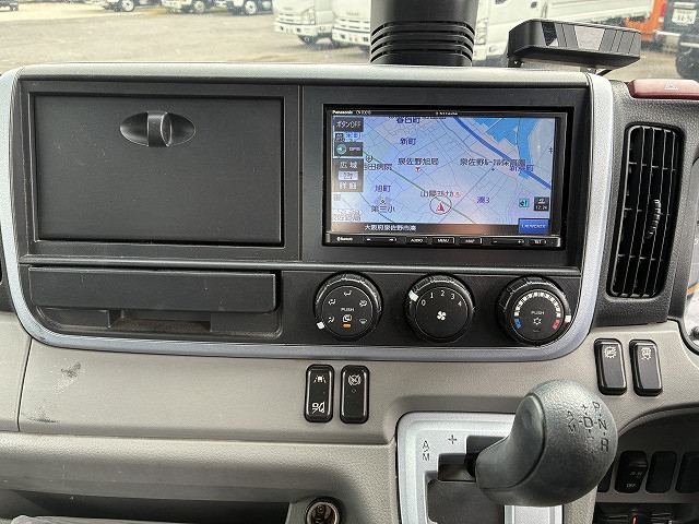 三菱ふそう キャンター 小型 平ボディ 2RG-FEA20(96081) 37枚目