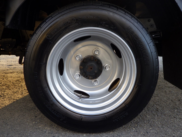 日野 デュトロ 小型 平ボディ 2RG-XZU710M(96083) 31枚目