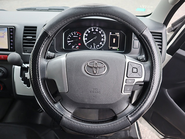 トヨタ ハイエース 小型 アルミバン 3BA-TRH214W(96084) 4枚目