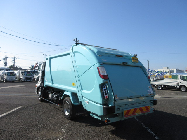 三菱ふそう ファイター 中型 塵芥車（プレス式） 2KG-FK72F(96085) 3枚目