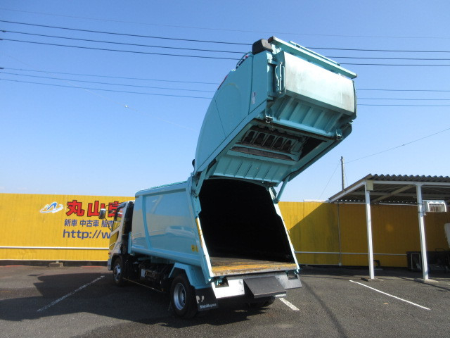 三菱ふそう ファイター 中型 塵芥車（プレス式） 2KG-FK72F(96085) 8枚目