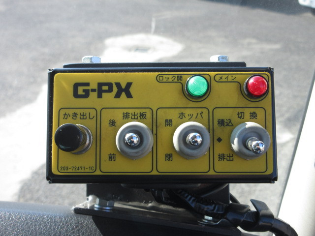 三菱ふそう ファイター 中型 塵芥車（プレス式） 2KG-FK72F(96085) 16枚目