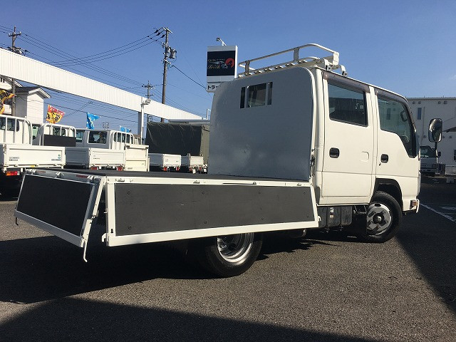 いすゞ エルフ 小型 Wキャブ 2RG-NJR88A(96086) 15枚目