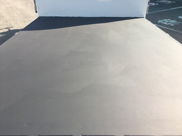 いすゞ エルフ 小型 Wキャブ 2RG-NJR88A(96086) 16枚目