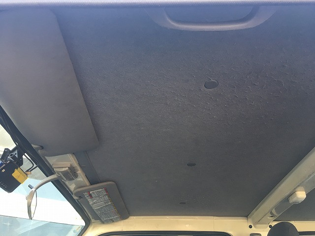 いすゞ エルフ 小型 Wキャブ 2RG-NJR88A(96086) 31枚目