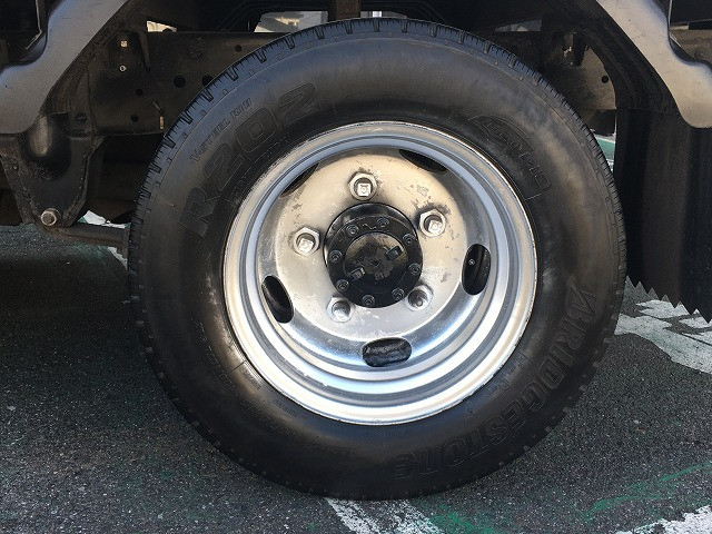 いすゞ エルフ 小型 Wキャブ 2RG-NJR88A(96086) 38枚目