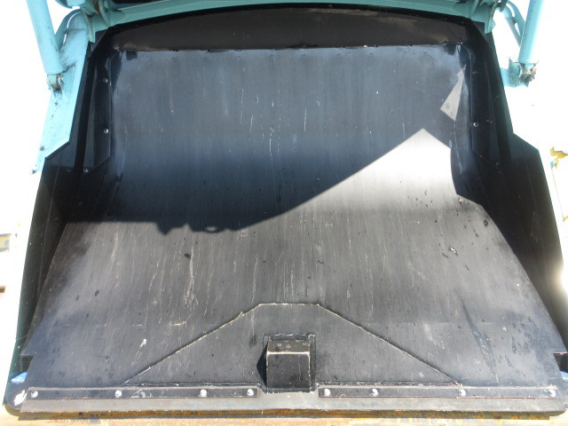 三菱ふそう ファイター 中型 塵芥車（プレス式） 2KG-FK72F(96085) 40枚目