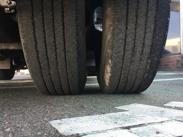 いすゞ エルフ 小型 Wキャブ 2RG-NJR88A(96086) 43枚目