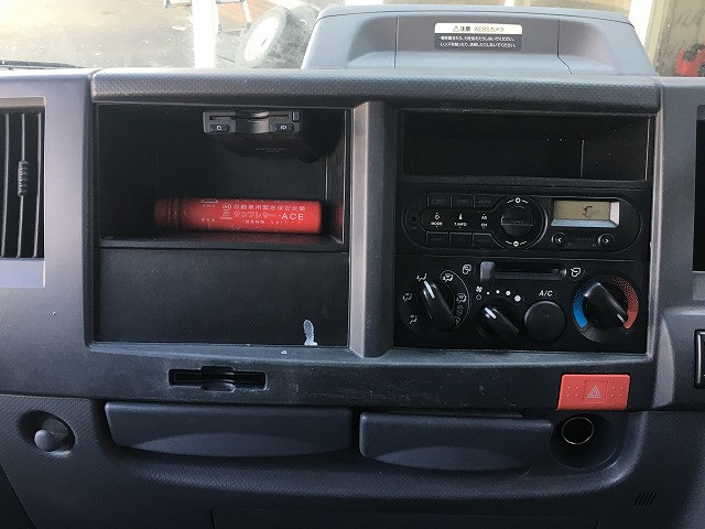 いすゞ エルフ 小型 Wキャブ 2RG-NJR88A(96086) 47枚目