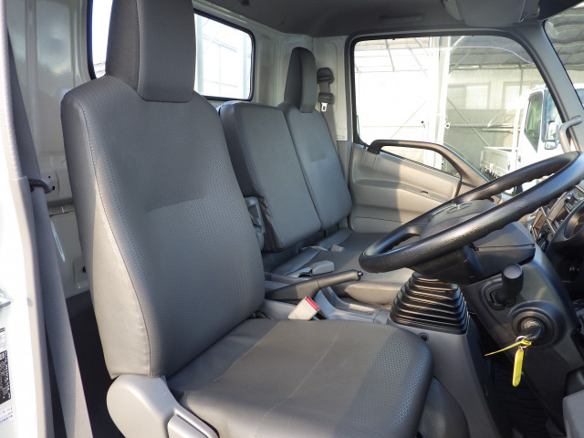 日野 デュトロ 小型 平ボディ 2RG-XZU710M(96087) 7枚目