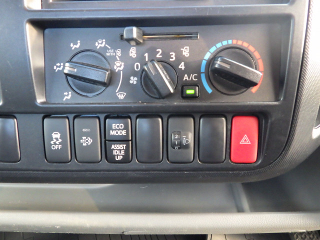 日野 デュトロ 小型 平ボディ 2RG-XZU710M(96087) 11枚目