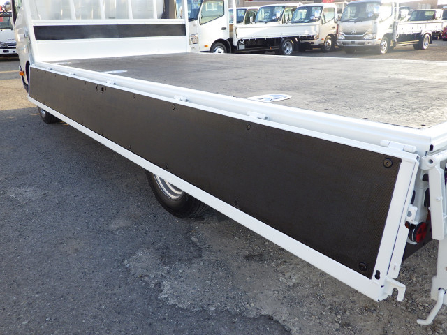 日野 デュトロ 小型 平ボディ 2RG-XZU710M(96087) 23枚目