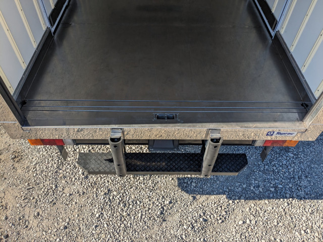 三菱ふそう キャンター 小型 冷凍冷蔵バン 2PG-FEB80(96090) 10枚目