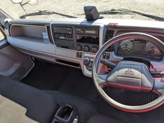 三菱ふそう キャンター 小型 冷凍冷蔵バン 2PG-FEB80(96090) 35枚目