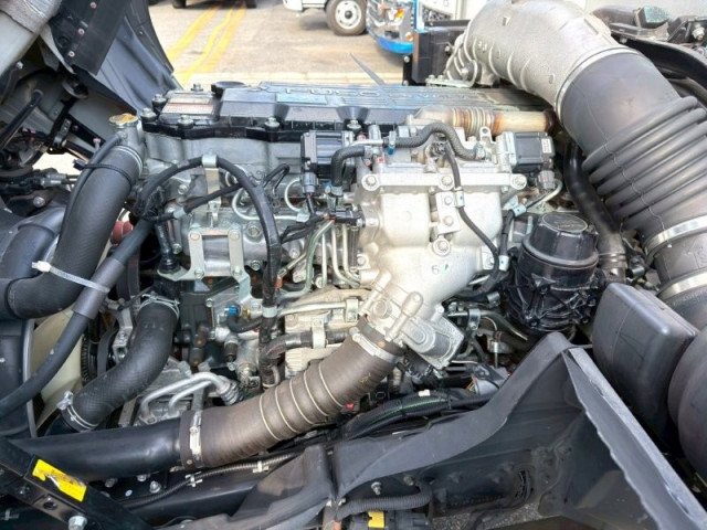 三菱ふそう ファイター 増トン 平ボディ 2KG-FK72FZ(96096) 11枚目