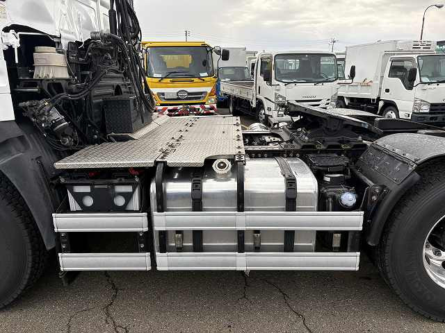 日野 プロフィア 大型 トラクタ（シングル） QPG-SH1EDDG(96101) 7枚目