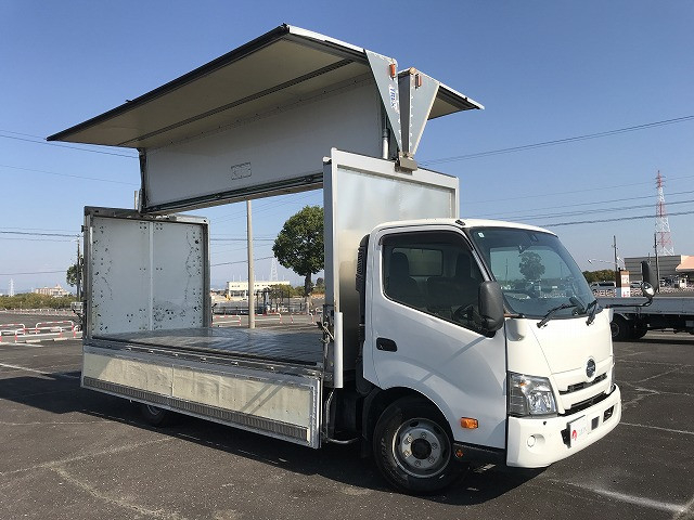 日野 デュトロ 小型 アルミウィング 2KG-XZU720M(96105) 3枚目