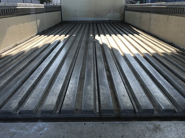 日野 デュトロ 小型 アルミウィング 2KG-XZU720M(96105) 20枚目