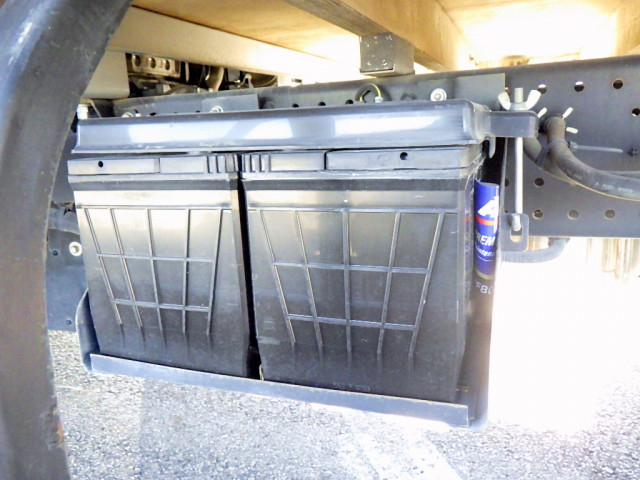 いすゞ エルフ 小型 平ボディ TPG-NPR85AR(96107) 48枚目