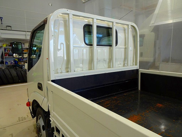 日野 デュトロ 小型 平ボディ TKG-XZU675M(96108) 22枚目