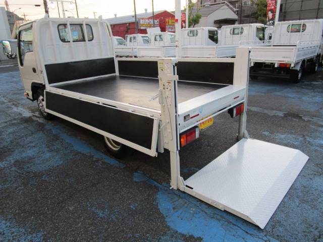 いすゞ エルフ 小型 平ボディ TRG-NJR85A(96110) 16枚目