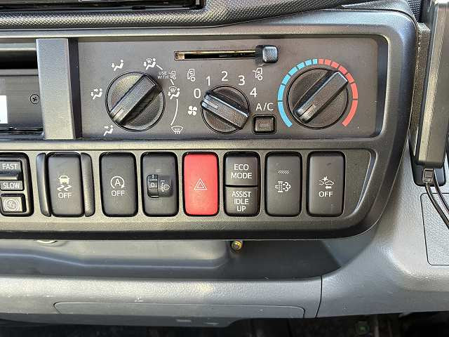 日野 デュトロ 小型 平ボディ TKG-XZU645M(96111) 30枚目