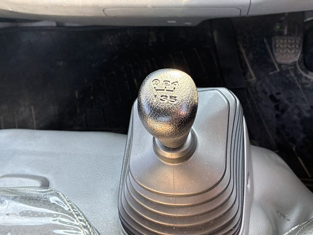 日野 デュトロ 小型 平ボディ TKG-XZU645M(96111) 32枚目