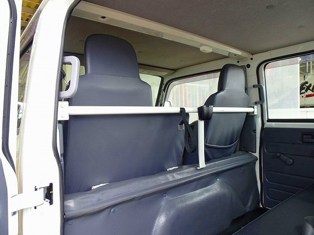 いすゞ エルフ 小型 Wキャブ TRG-NJR85A(96114) 20枚目