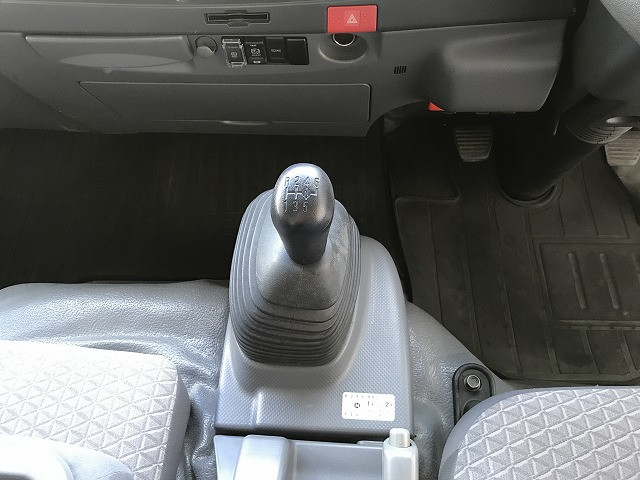 いすゞ エルフ 小型 平ボディ TRG-NPR85AR(96115) 27枚目