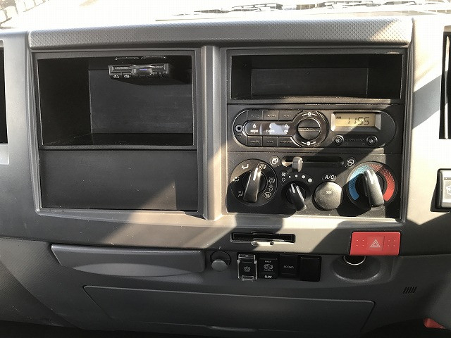 いすゞ エルフ 小型 平ボディ TRG-NPR85AR(96115) 34枚目