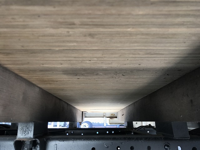 いすゞ エルフ 小型 平ボディ TRG-NPR85AR(96115) 42枚目