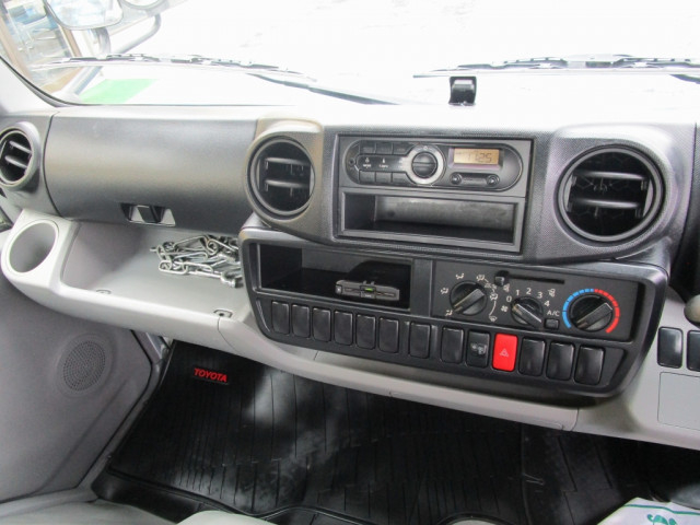 トヨタ ダイナ 小型 平ボディ ABF-TRY230(96117) 26枚目