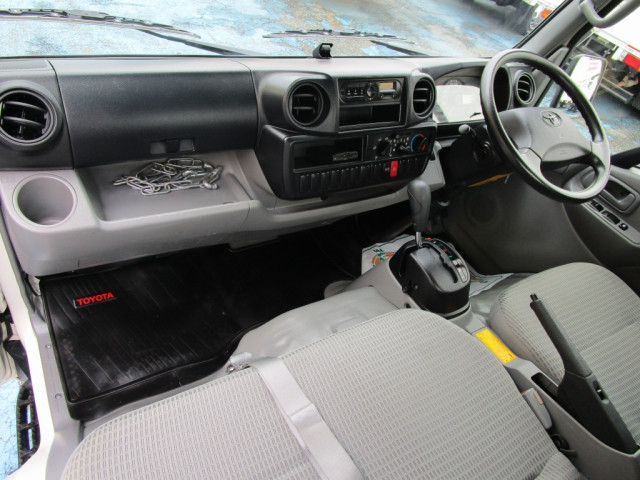 トヨタ ダイナ 小型 平ボディ ABF-TRY230(96117) 31枚目