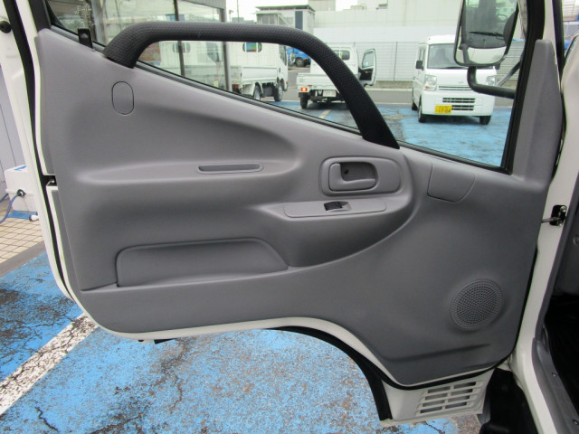 トヨタ ダイナ 小型 平ボディ ABF-TRY230(96117) 35枚目