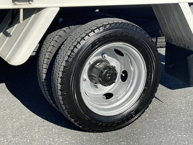 トヨタ ダイナ 小型 平ボディ ABF-TRY220(96121) 10枚目