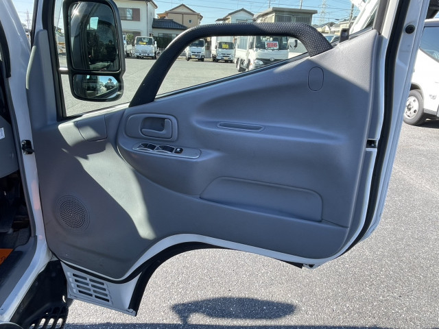 トヨタ ダイナ 小型 平ボディ ABF-TRY220(96121) 13枚目