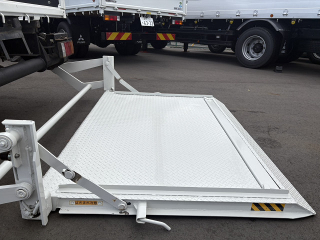 いすゞ エルフ 小型 Wキャブ TPG-NPR85AR(96124) 11枚目