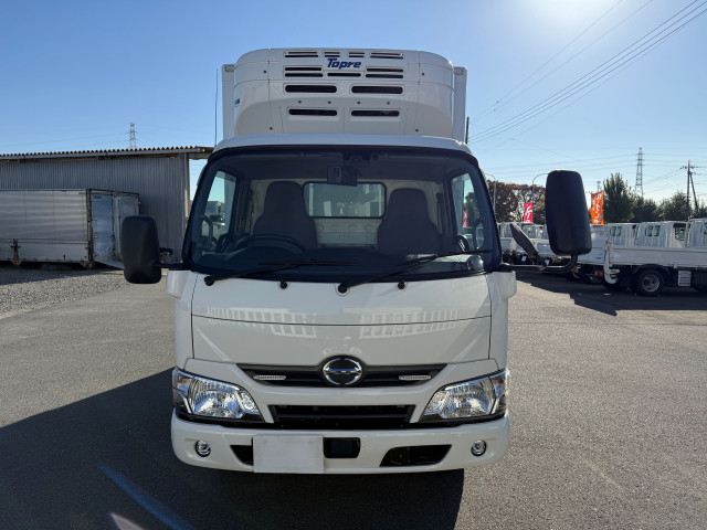日野 デュトロ 小型 冷凍冷蔵バン TPG-XZC605M(96128) 2枚目