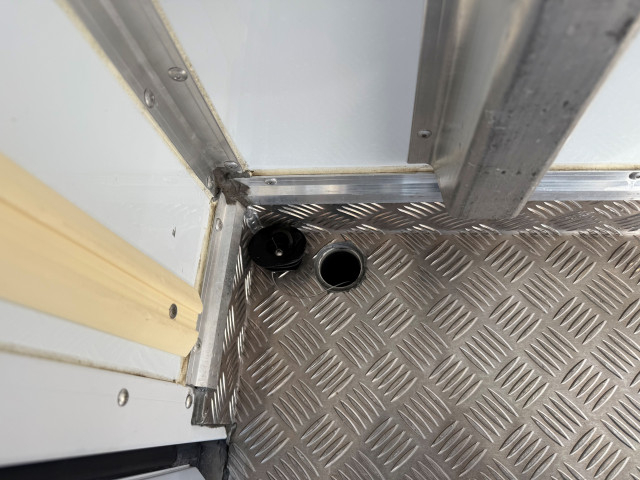 日野 デュトロ 小型 冷凍冷蔵バン TPG-XZC605M(96128) 13枚目