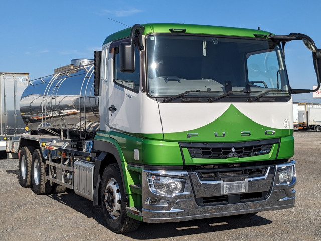 三菱ふそう スーパーグレート 大型 タンクローリー 2PG-FU74GY(96132) 3枚目