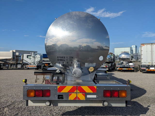 三菱ふそう スーパーグレート 大型 タンクローリー 2PG-FU74GY(96132) 6枚目