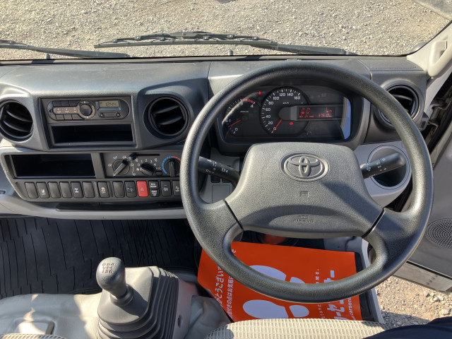 トヨタ トヨエース 小型 平ボディ TKG-XZU685(96133) 7枚目